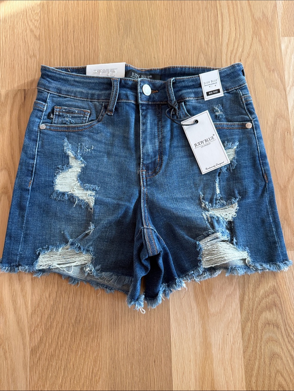 NWT Judy Blue Mid Rise Distressed Medium Blue Denim Cutoff Shorts Small